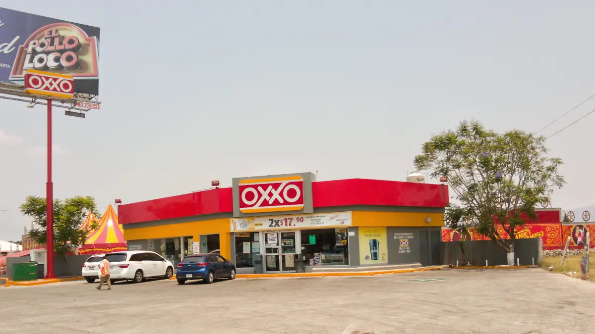 1905 NEGOCIOS OXXO_AJO (3)