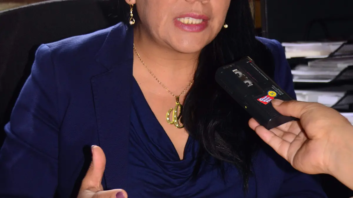 8456-CLAUDIA-LAZARO-MEDINA