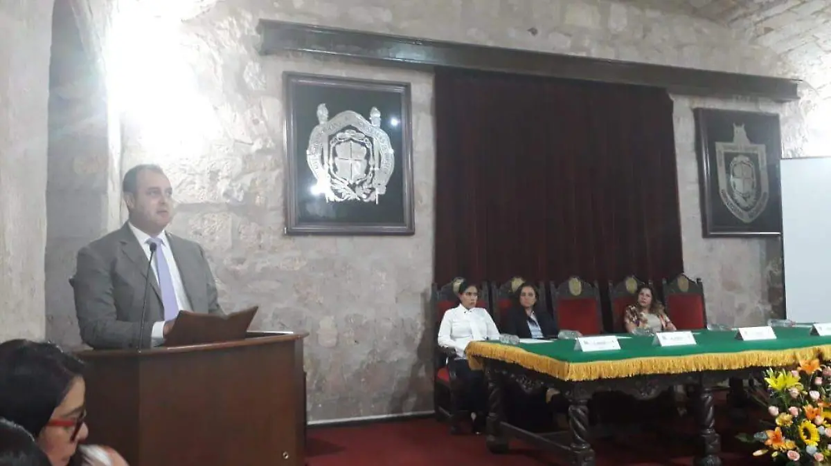 DEBATE ESTATAL (DESRIRÉE HNZ)