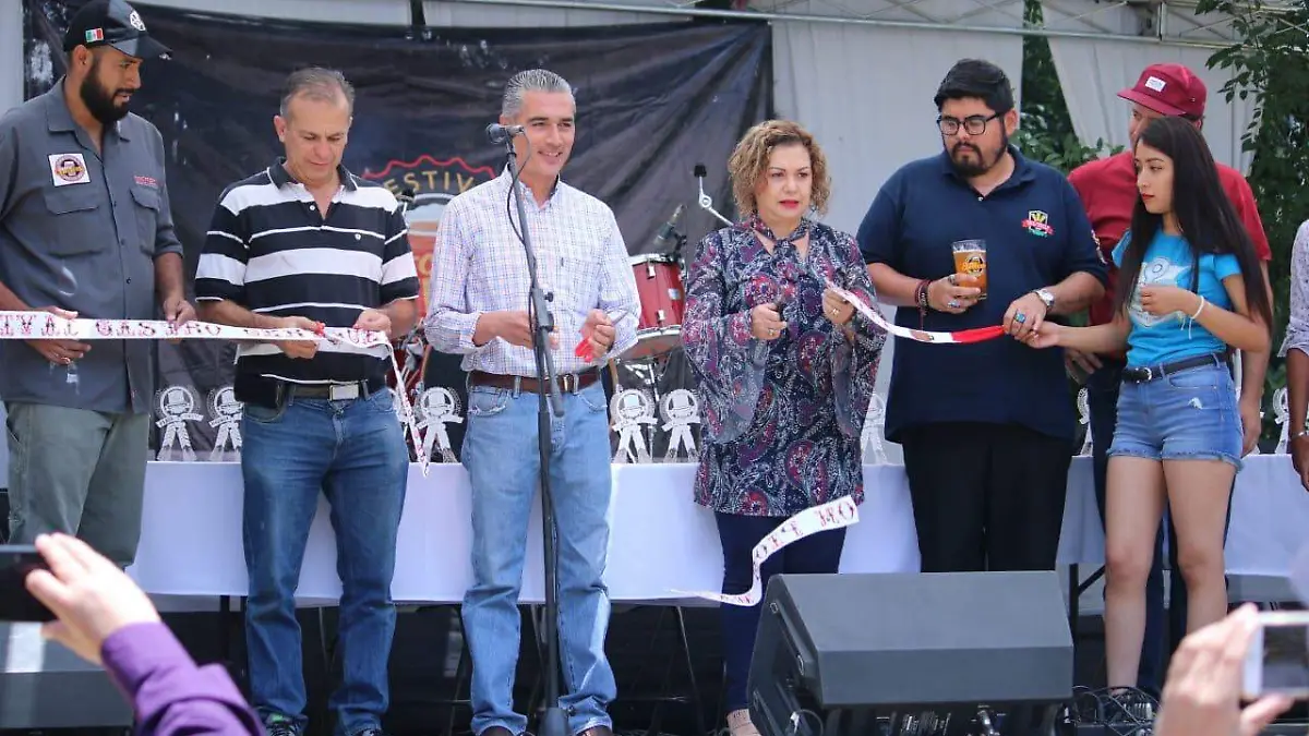 2704  GASTROCERVECERO6