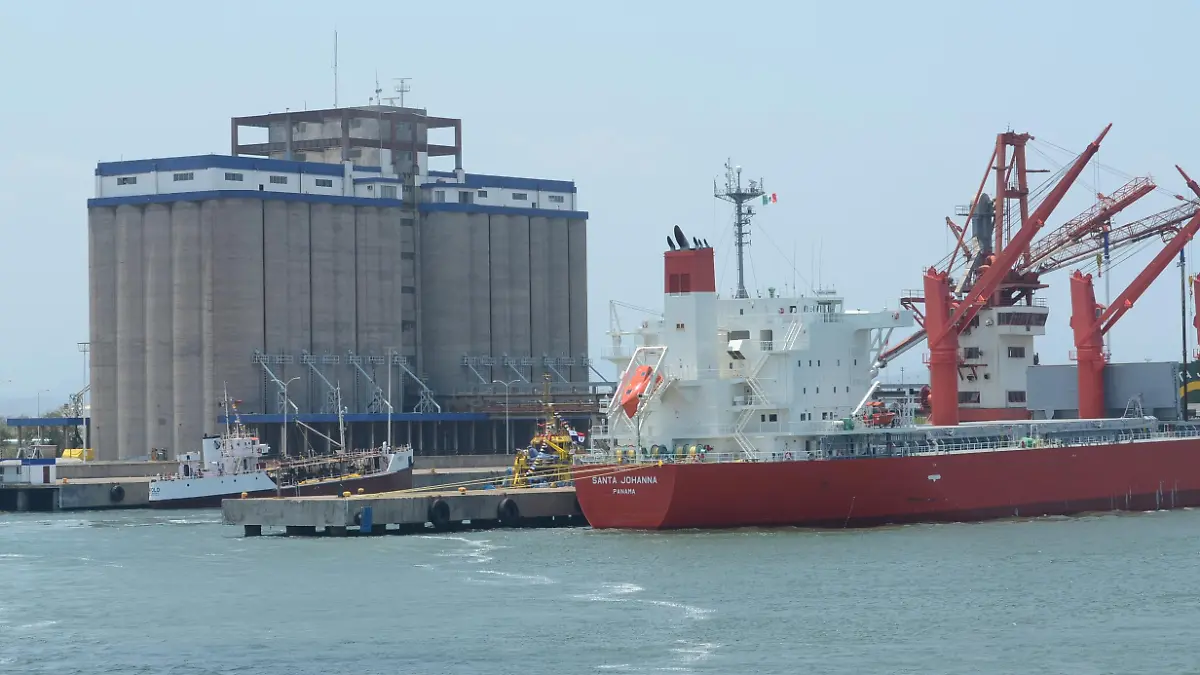 barco puerto lazaro cardenas (GOG)_03