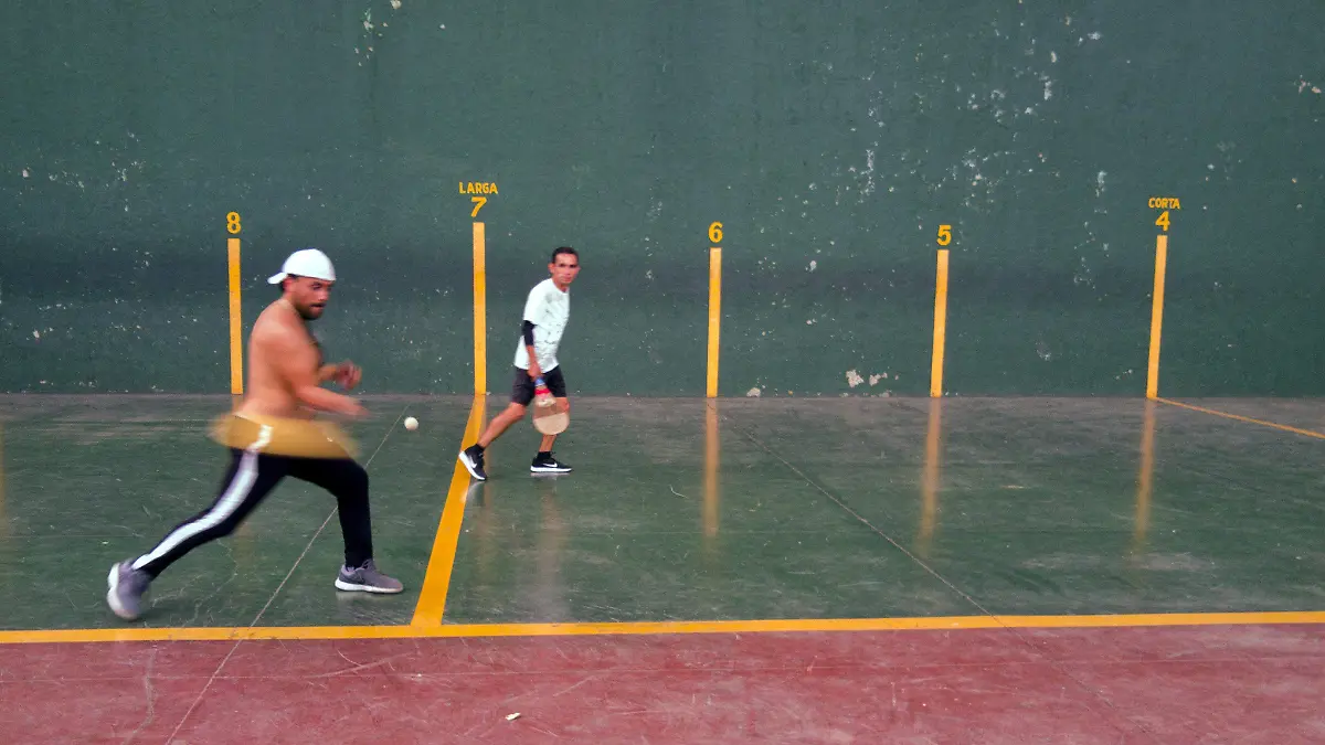 FRONTON