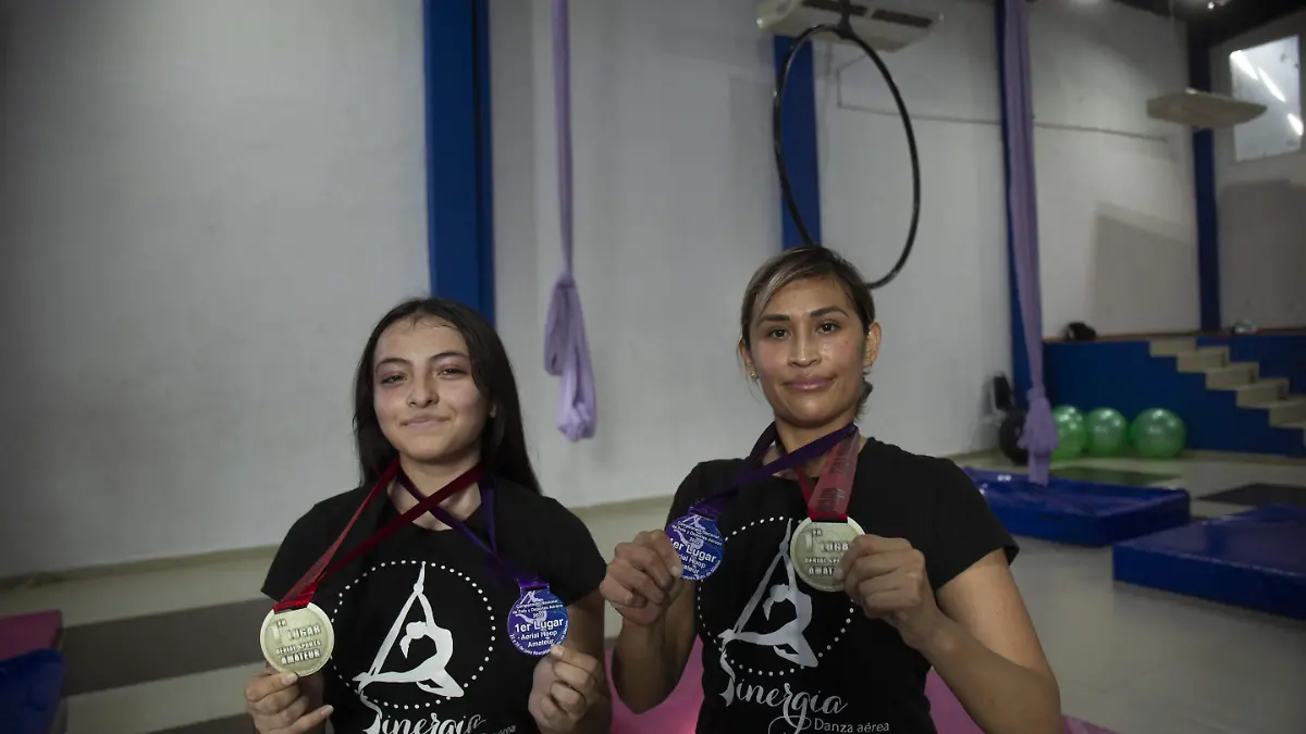 DANZA AEREA IDALIA DIAZ_IAV