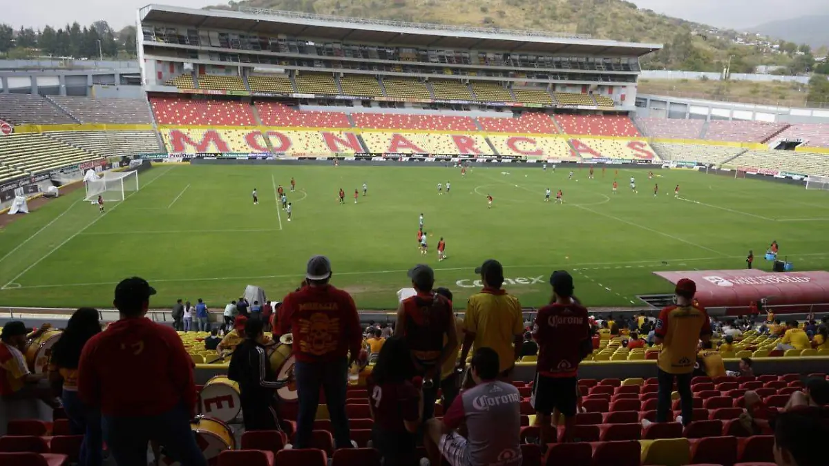 Entrenamiento de Monarcas Morelia a puerta abierta en el estadio Morelos. Fotos- Adid Jiménez 6