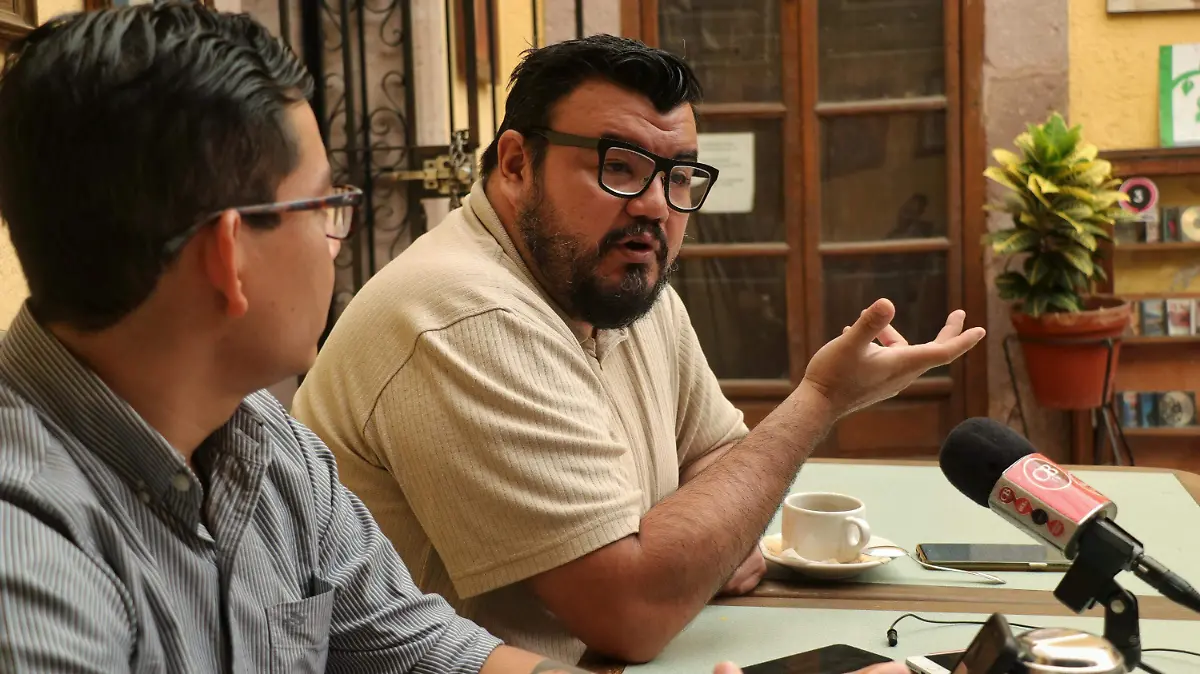 Lenin Contreras y Moctezuma Madrigal