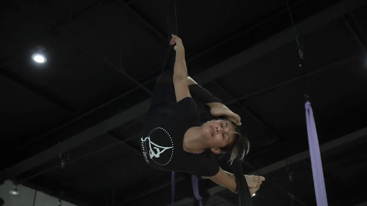 DANZA AEREA ANNA LOPEZ IAV
