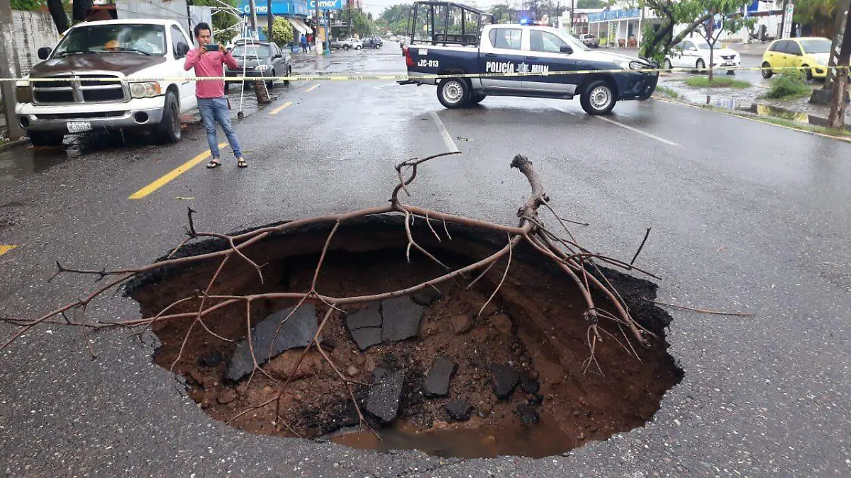 Socavón Uruapan 