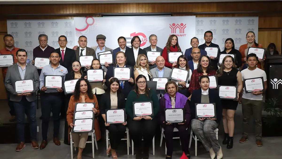 Evento del Infonavit para entregar galardón E10Plus