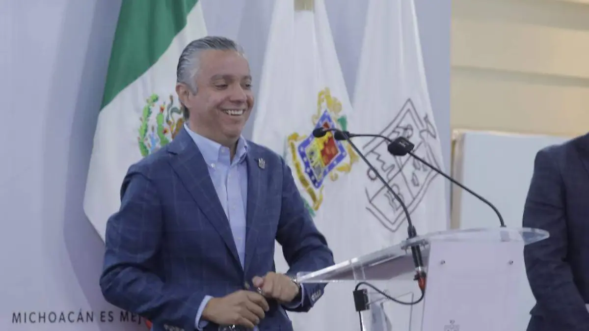 Alfredo Ramírez Bedolla (30)