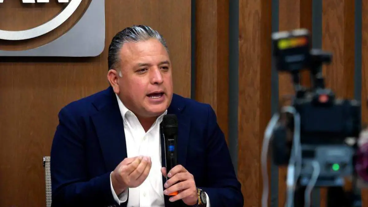 Carlos Quintana (9)