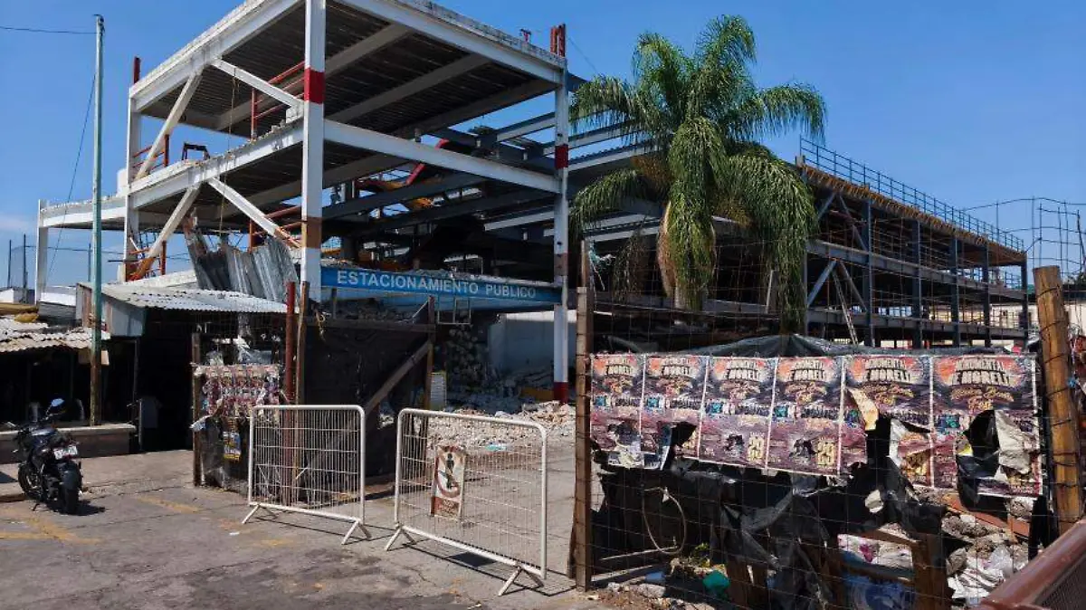 Estacionamiento del Mercado Independencia (1)