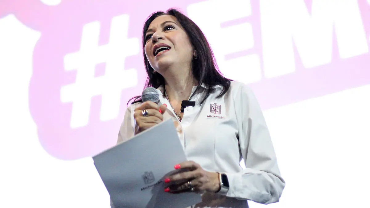 maestras de educación física
