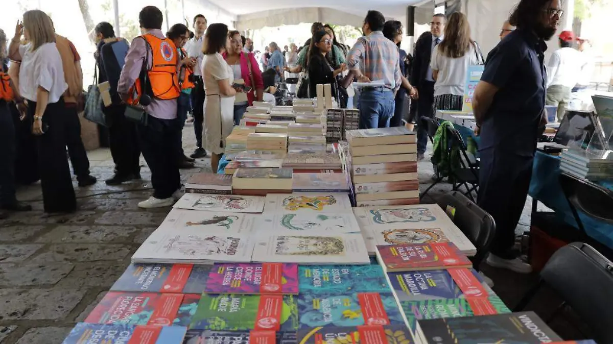Feria del Libro y la Rosa (10)