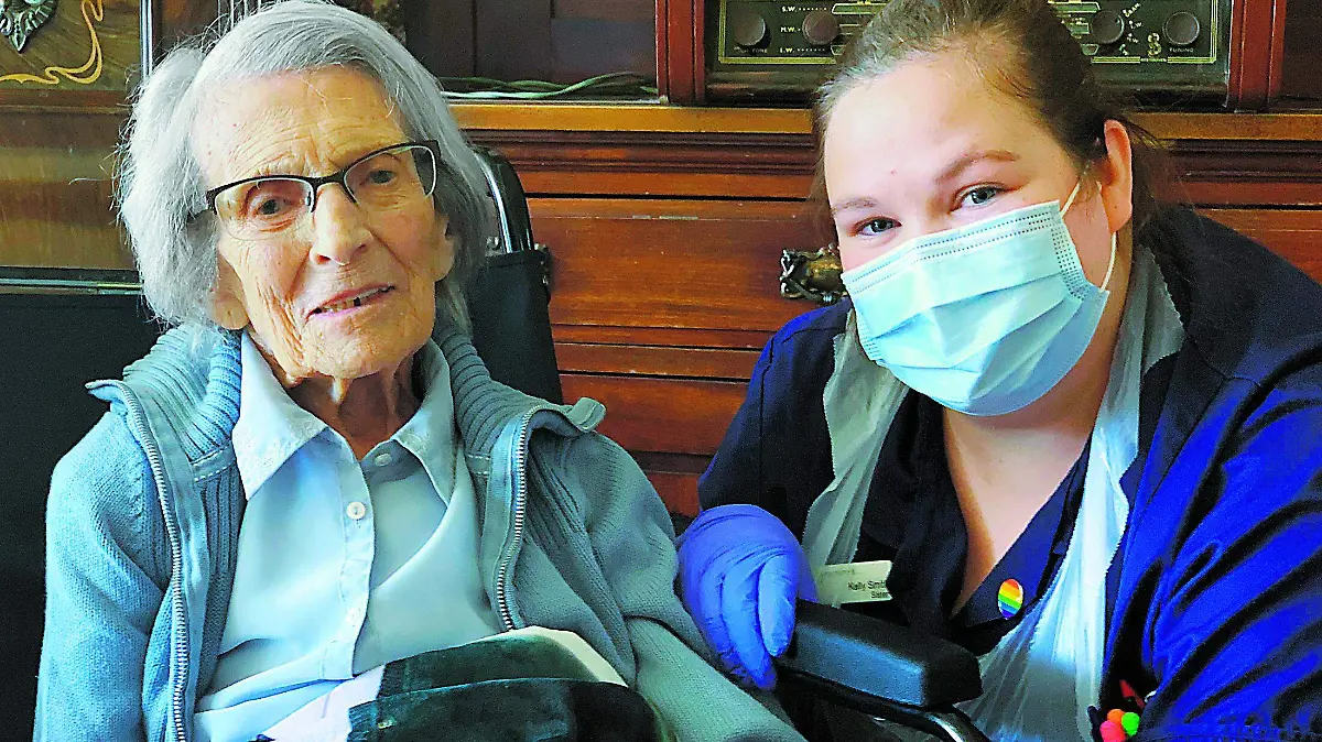 Ancianos tercera edad coronavirus