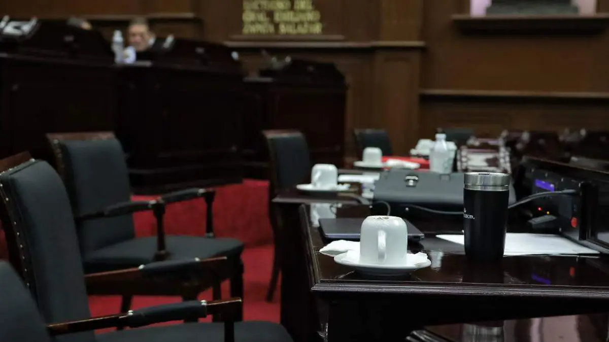 Sesión en el Congreso del Estado de Michoacán