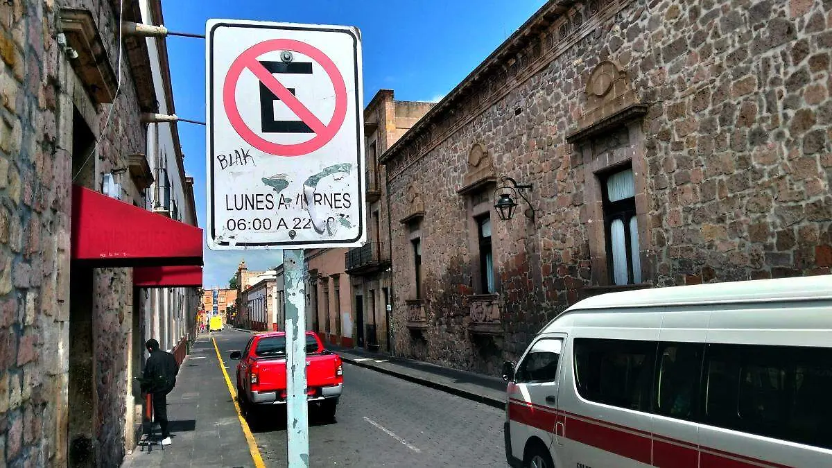 Estacionamiento (1)