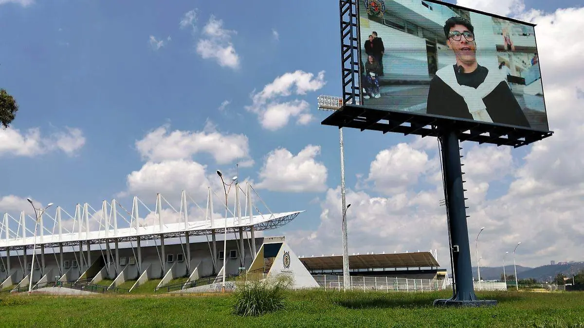 Estadio CU (2)