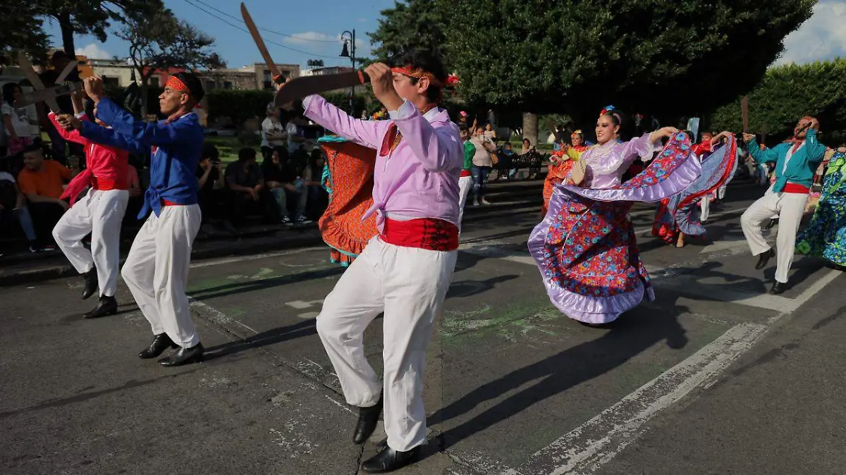 Desfile Danza Folklórica (4)