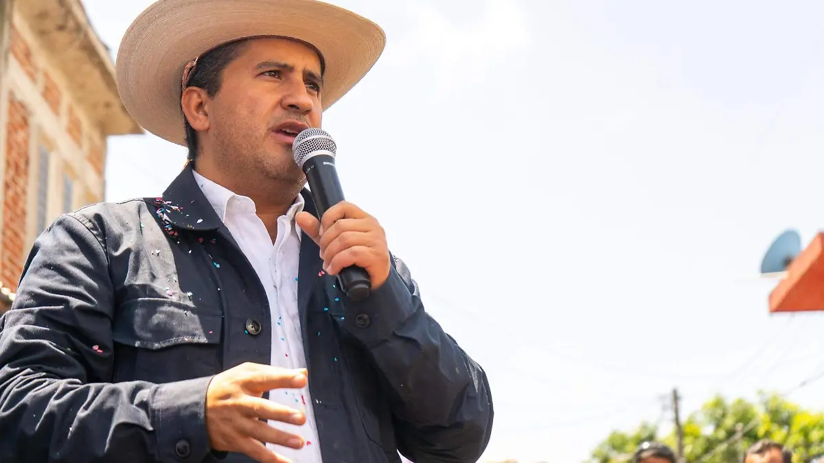 carlos manzo rodriguez