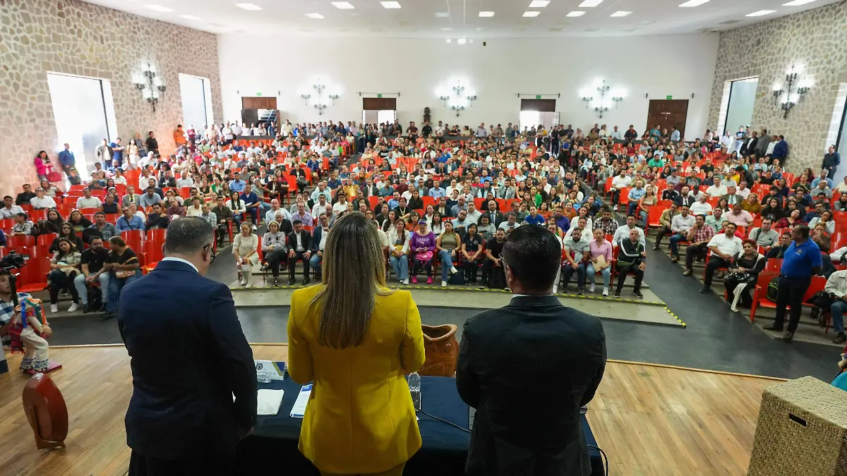 Profesores interinos de la UMSNH