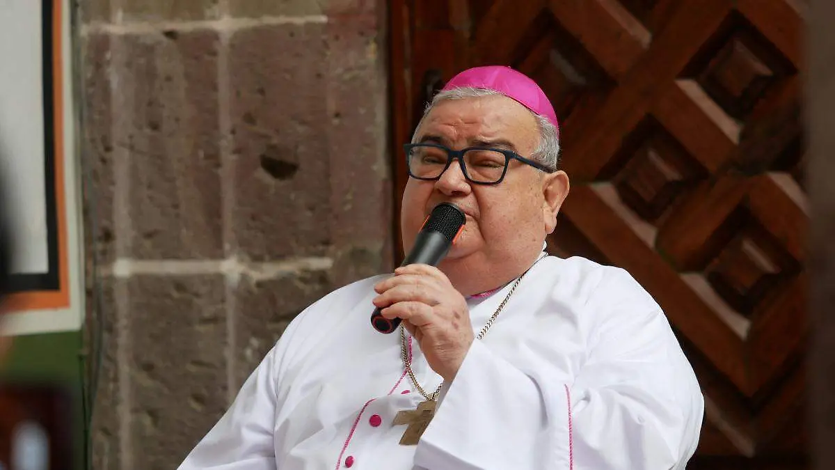 Carlos Garfias (12)