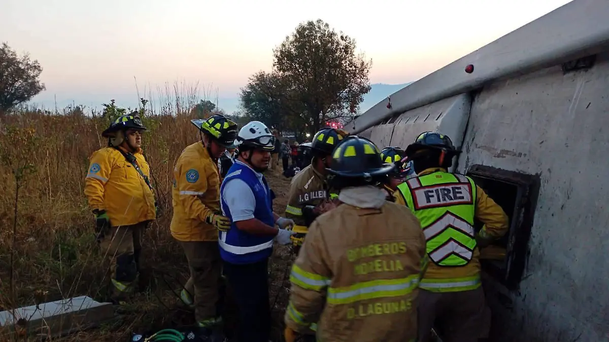 WhatsApp Image 2025-11-22 at 08.22.50 (1)