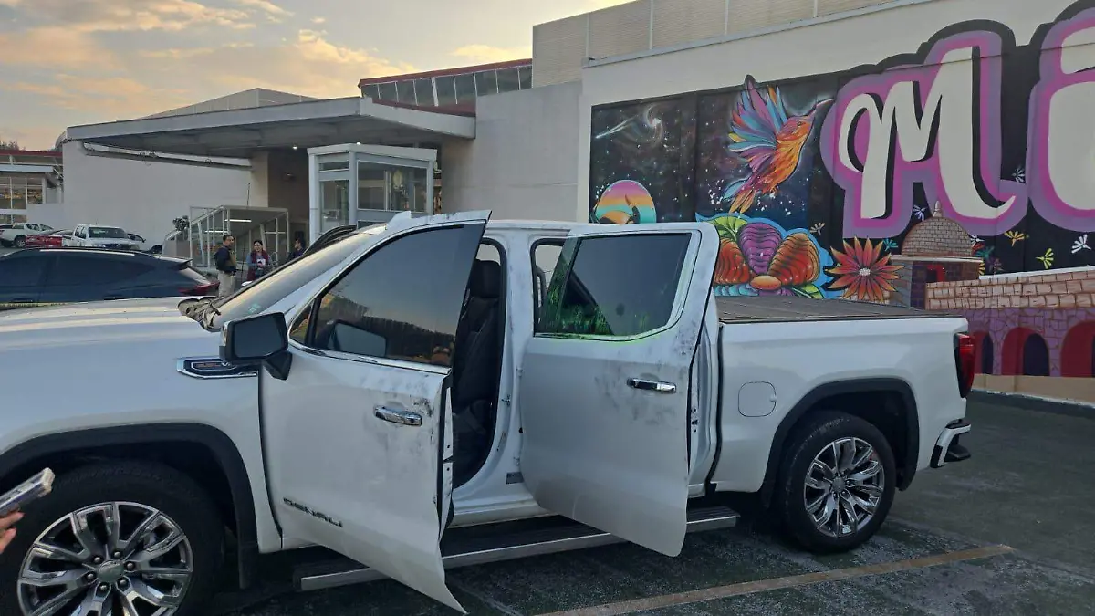 camioneta alcalde los reyes