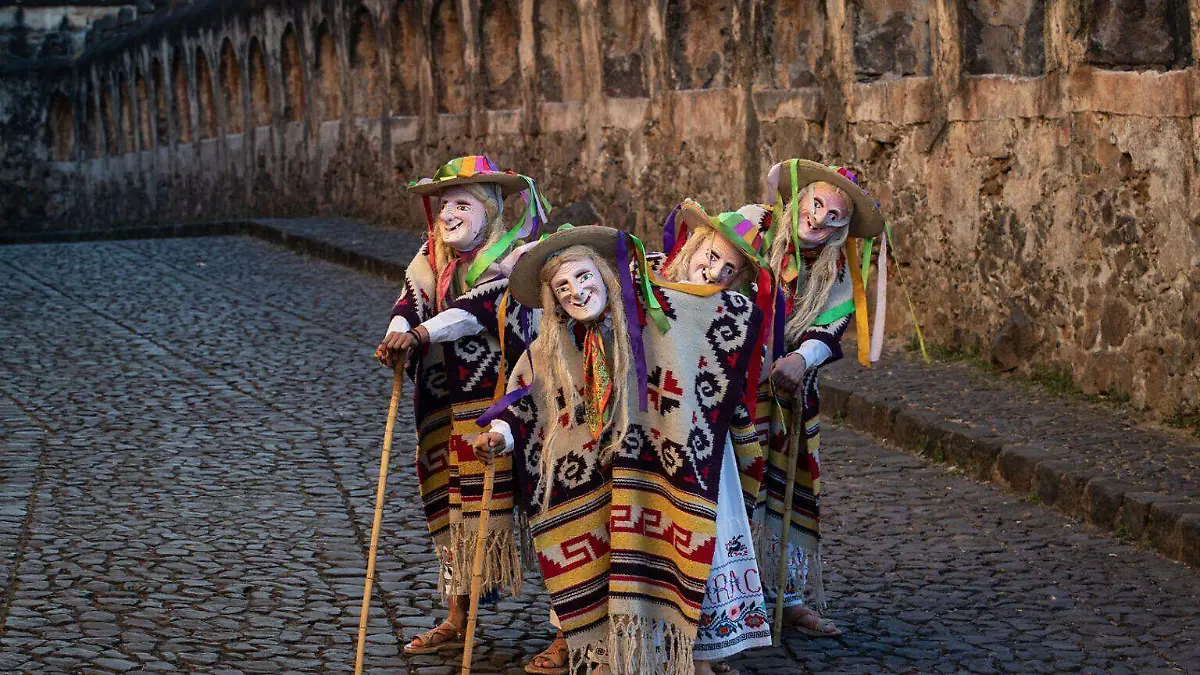 WhatsApp Image 2025-12-15 at 16.02.07