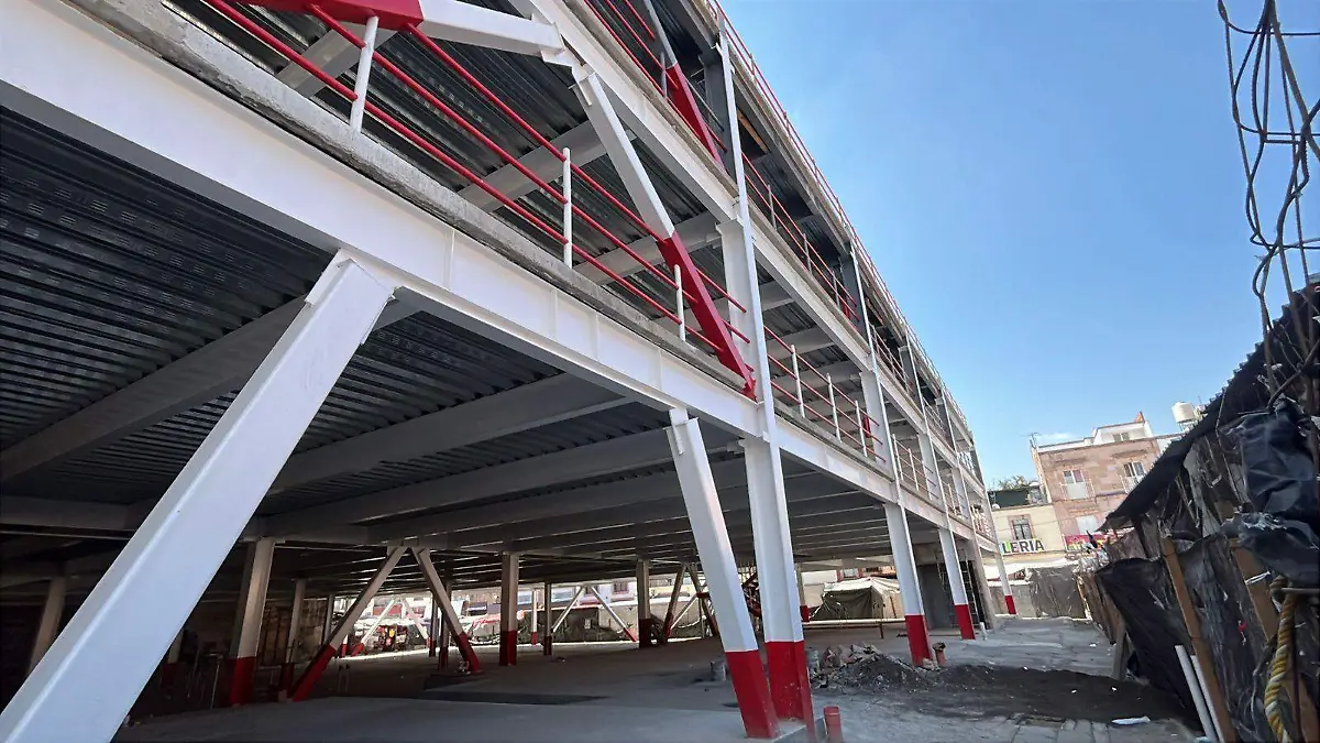 estacionamiento mercado independencia