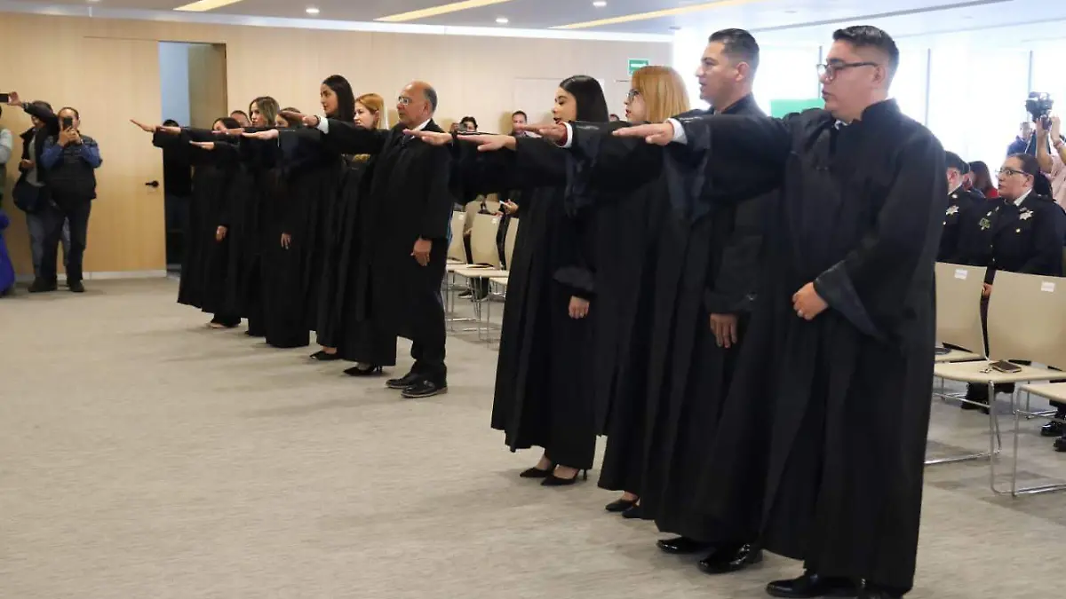 Toma de protesta de los nuevos jueces cívicos de Morelia