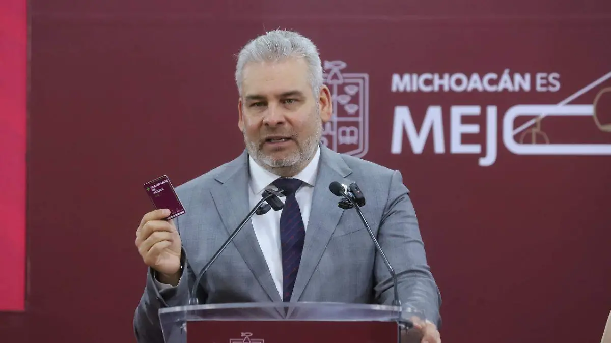 Alfredo Ramírez Bedolla (32)