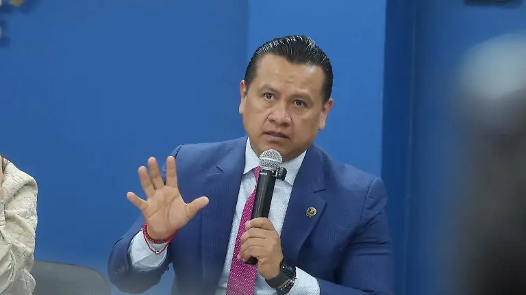 Carlos Torres Piña (15)