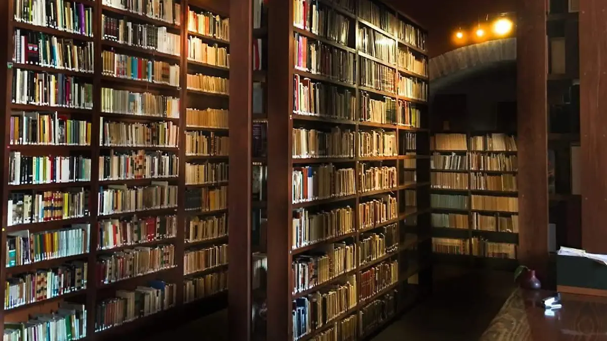 Biblioteca Centro Cultural Clavijero