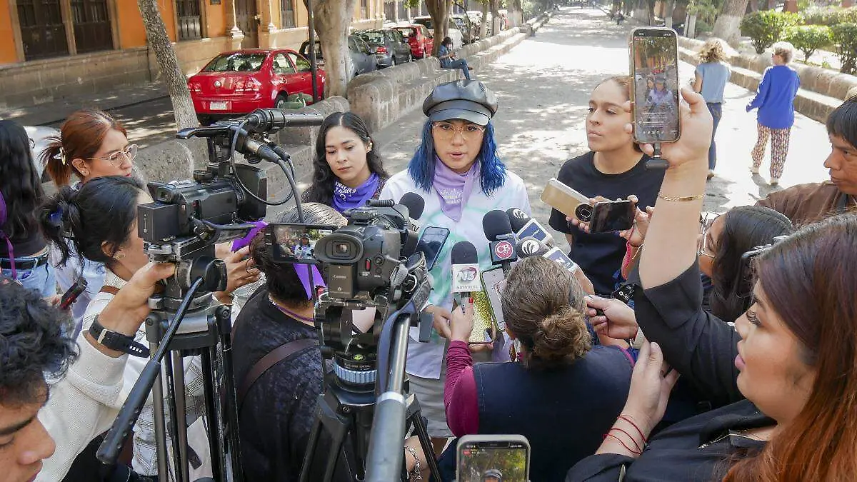 Frente violeta_AJO (1)