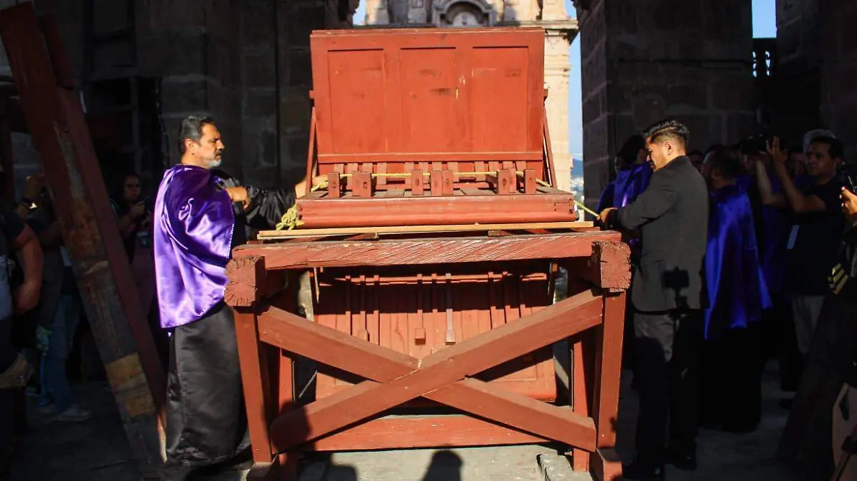 6c8a3fc3-c665-46b7-822b-d032cdce239c