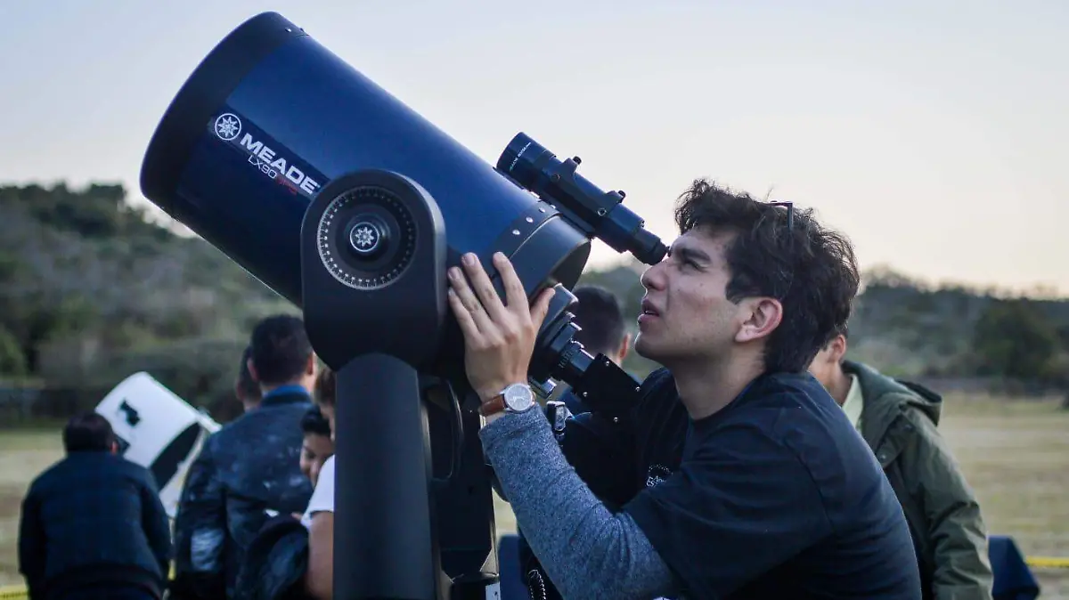 WhatsApp Image 2026-04-09 at 09.10.47 (1)