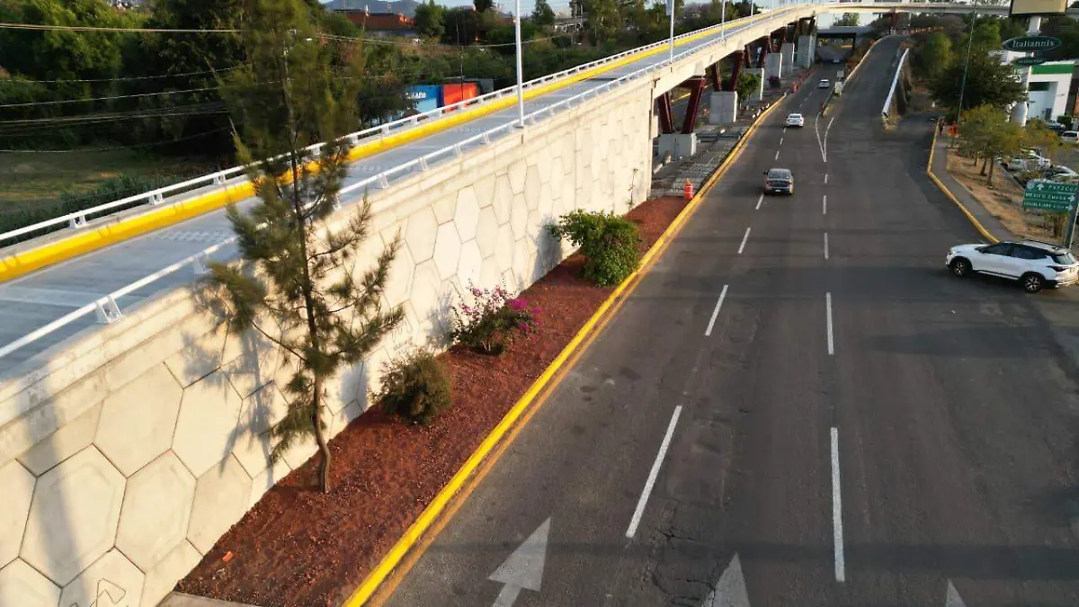 Distribuidor vial Pátzcuaro