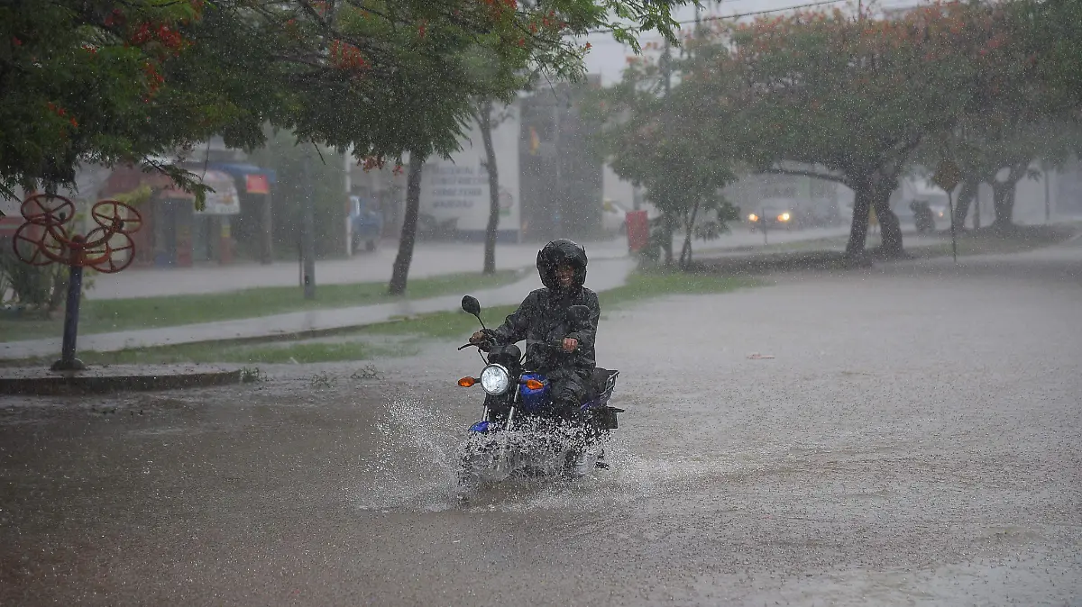 985373_Campeche Inundaciones_impreso
