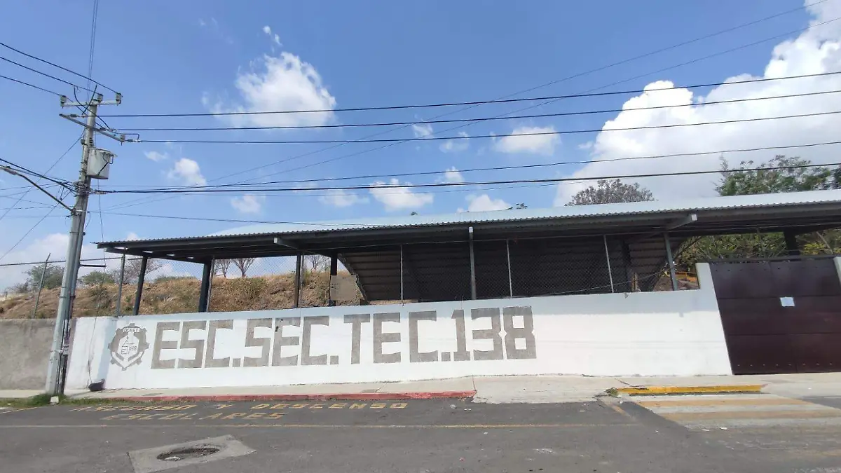 Fachada de Escuela Secundaria Técnica 138 en Tarímbaro