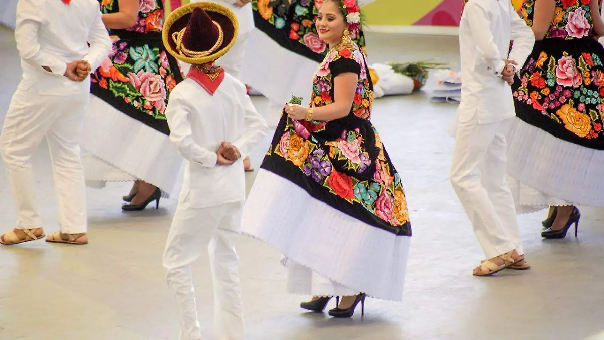 Guelaguetza llega a Morelia