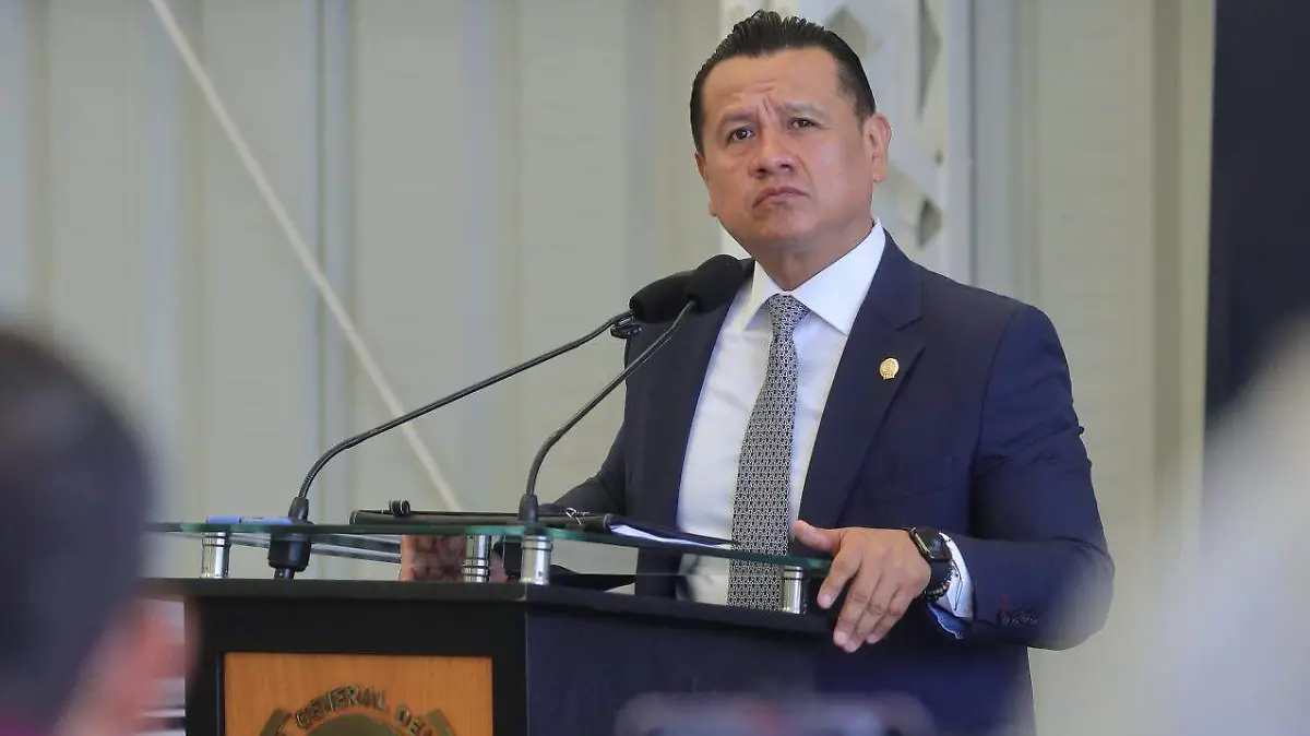 Carlos Torres Piña (2)