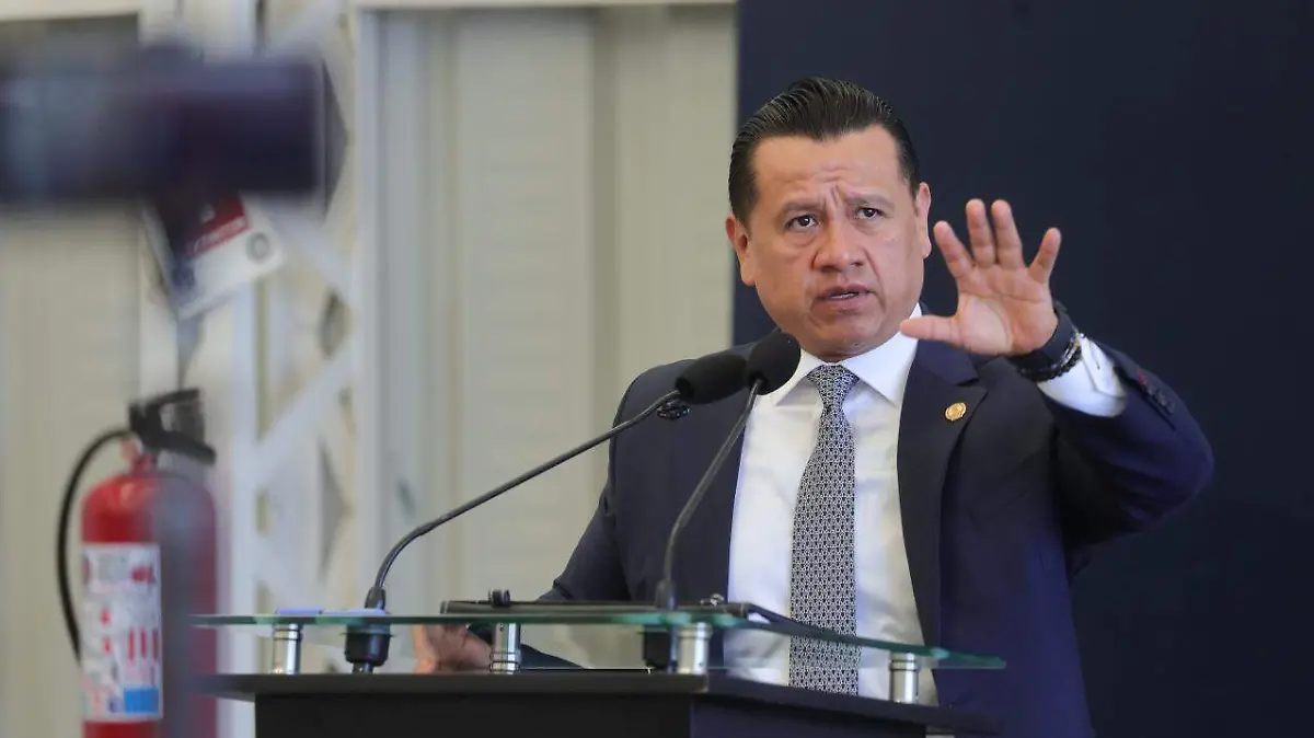 Carlos Torres Piña