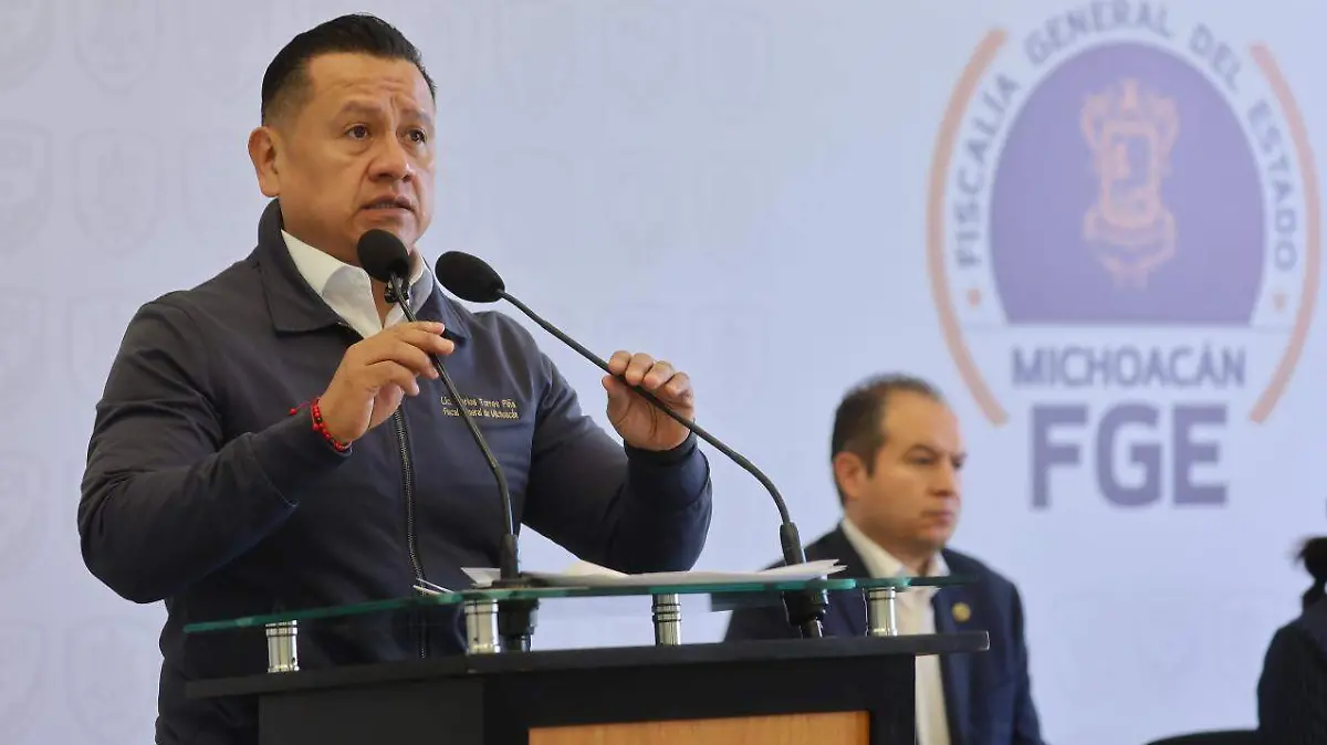 Carlos Torres Piña (10)
