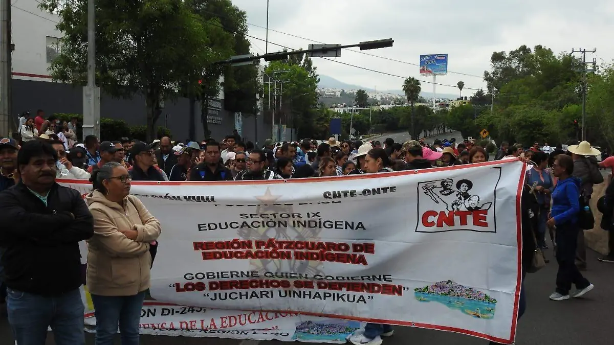 Docentes del sector IX Educación Indígena durante protesta