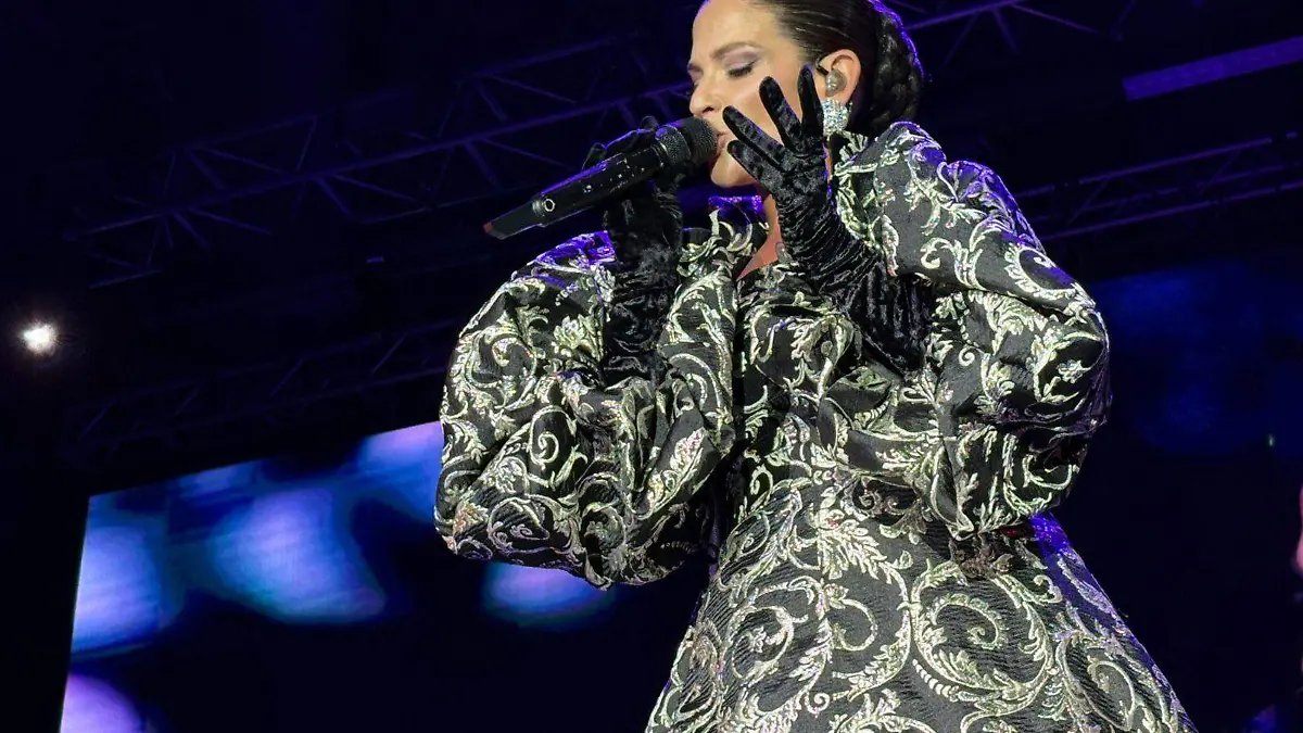 Natalia Jimenez en concierto