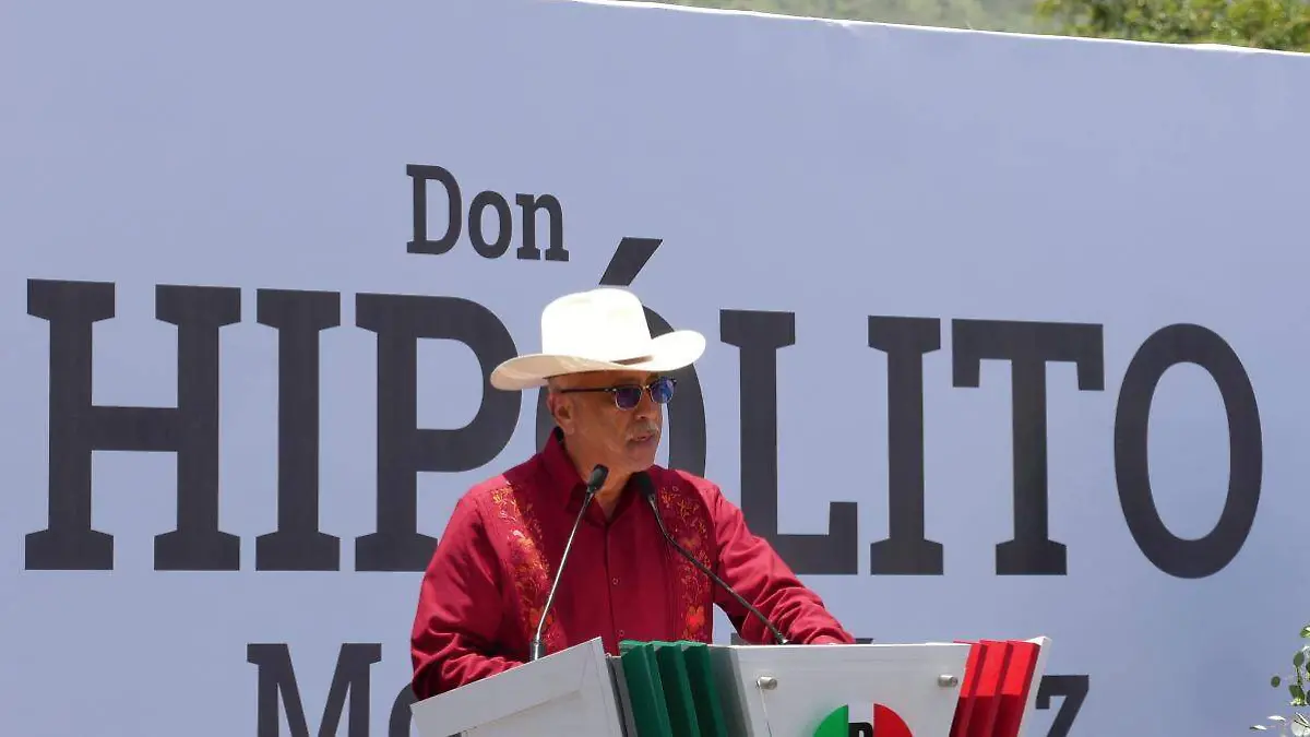 Hipólito Mora (3)