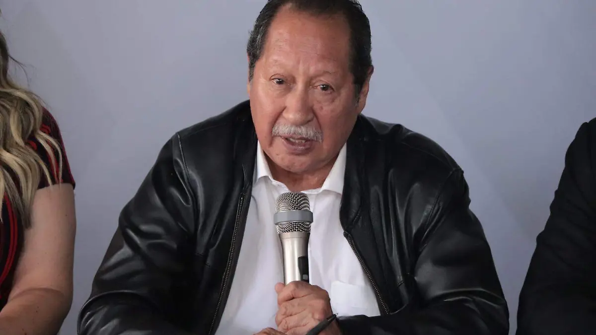 Leonel Godoy f