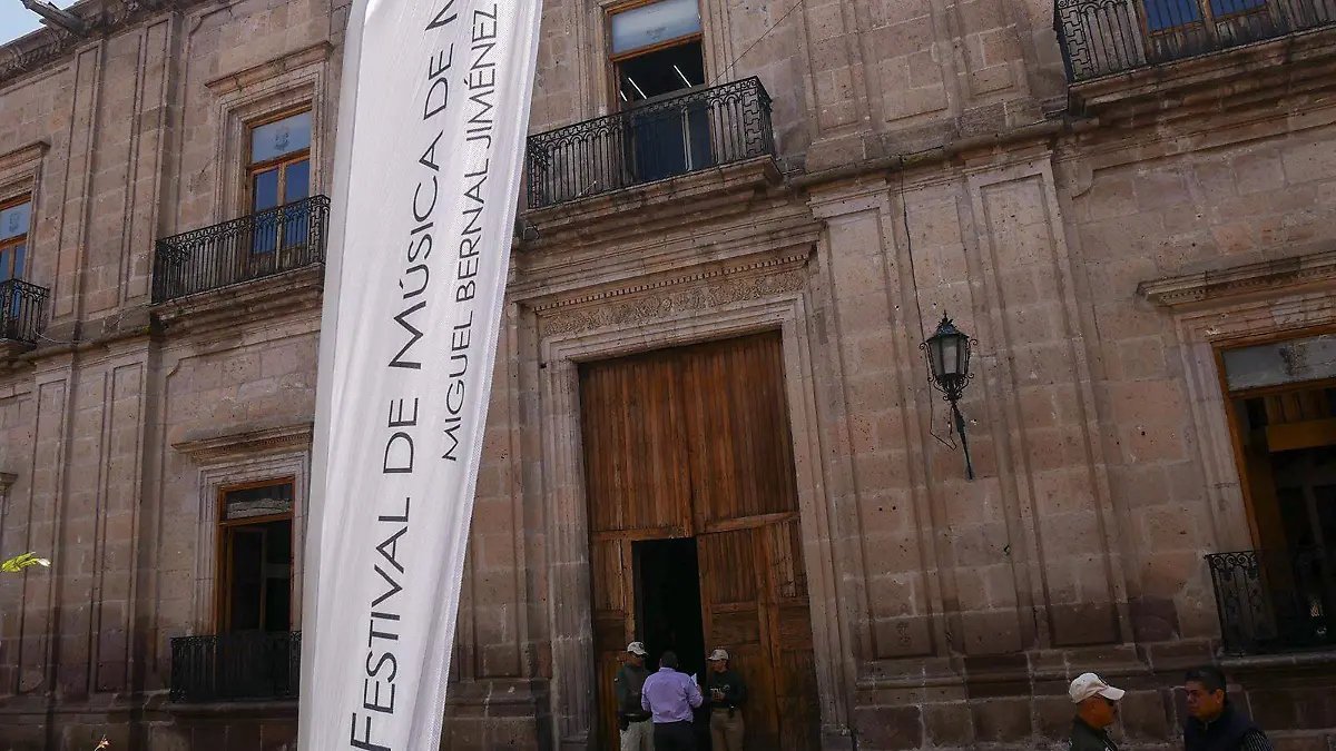 Miguel Bernal Jiménez_AJO (3)