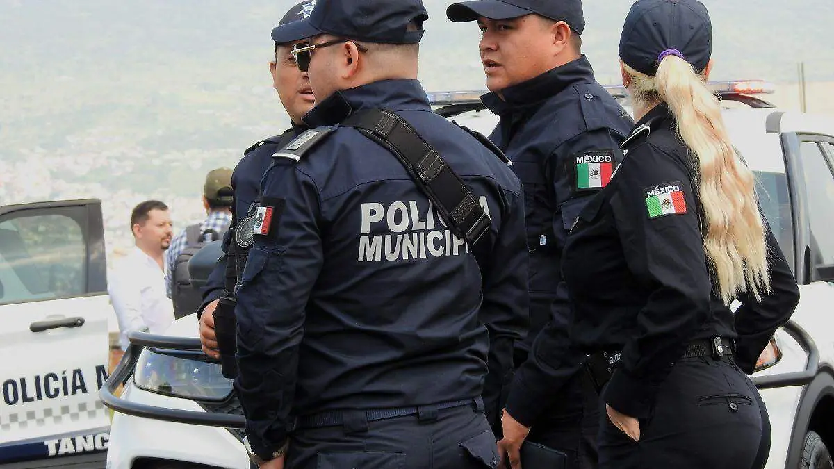 Policías municipales 12