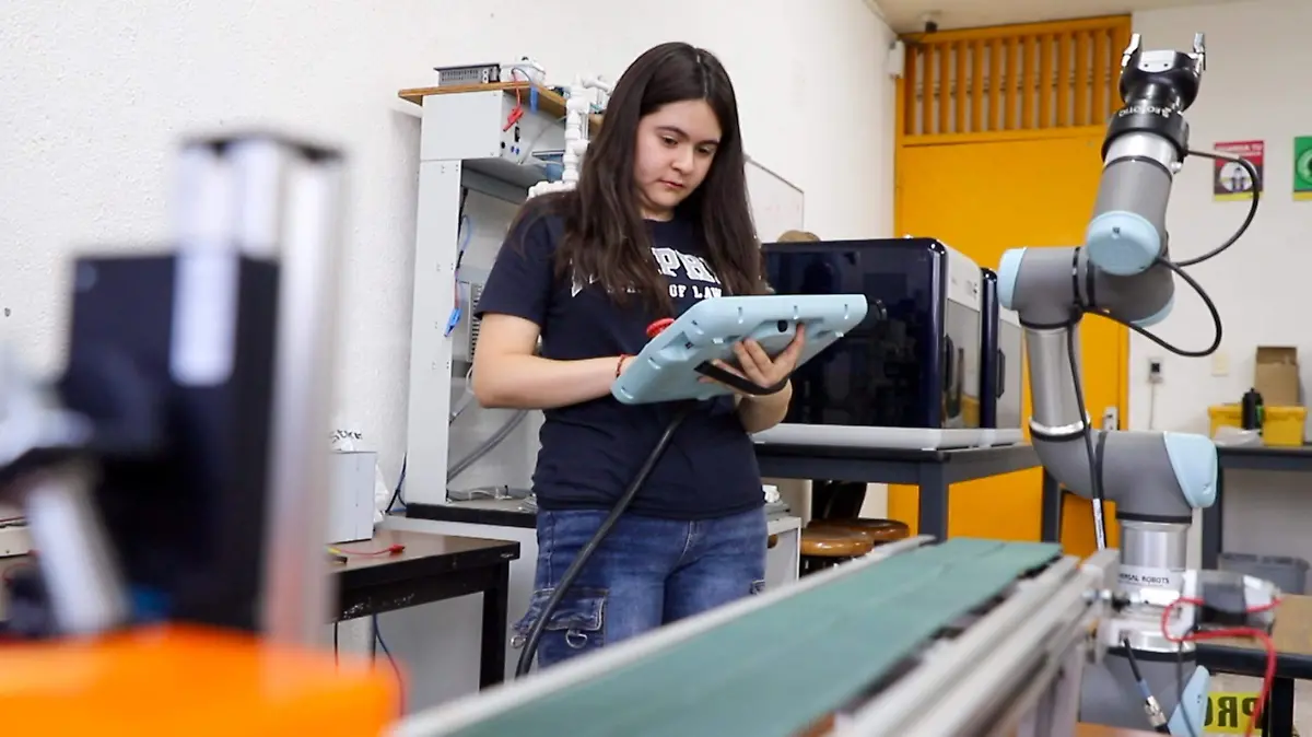 260718 NASA Daniela Verduzco-3